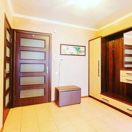 1 Room 50M2 Center Of Obolon Near River Side. Dream Town Kiev Exteriör bild