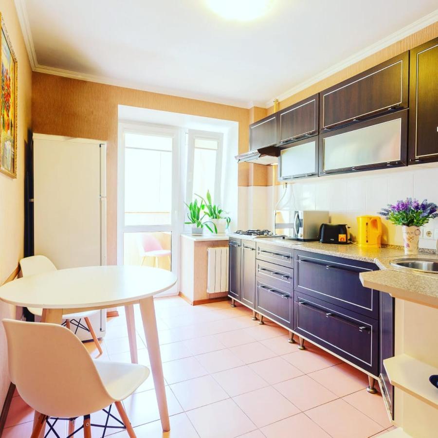 1 Room 50M2 Center Of Obolon Near River Side. Dream Town Kiev Exteriör bild